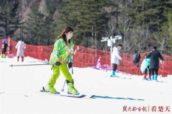 滑雪配乐 抖音 小姐姐,动感旋律点燃冬日激情