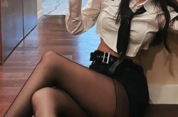 伊能静早晨三点发监控视频锤秦昊吃瓜大多熬夜扒细节《421文娱圈吃瓜无缺PDF（大S作古后S妈首露面面色红润喝香槟疑似告辞会照片流出）（2025年最新八卦：爆姐为你揭晓这些文娱圈内情）？已悄悄分手